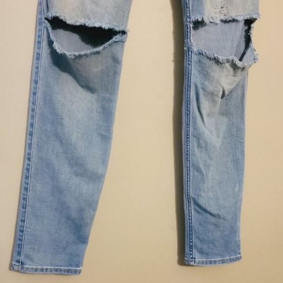 Hollister | Junior's High Rise Super Skinny Distressed Jeans (Size 9L) - Picture 8 of 14